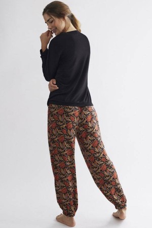 pijama-mujer-invierno-manga-larga-pantalon-selmark-homewear-naranja-canela-estampado-P6973-004